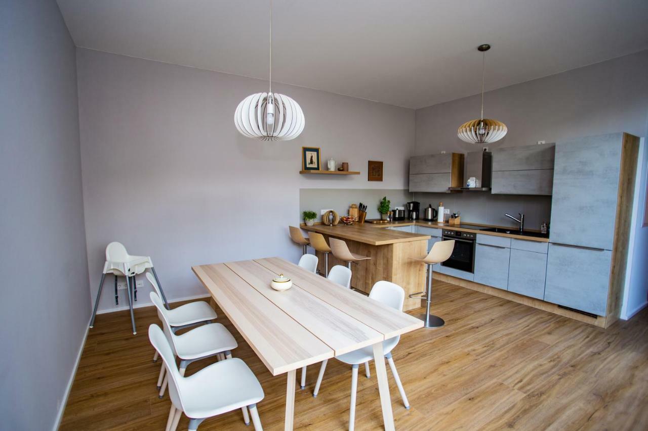 Eckhof Domizil - Grosszuegige Ferienwohnung Mit Kleinem Garten In Der Altstadt Von Gotha Exterior photo