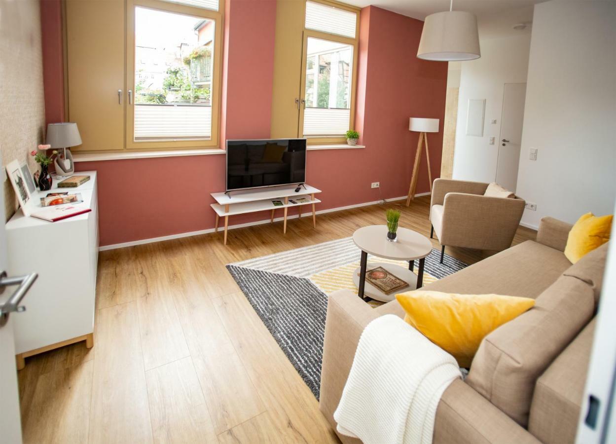 Eckhof Domizil - Grosszuegige Ferienwohnung Mit Kleinem Garten In Der Altstadt Von Gotha Exterior photo